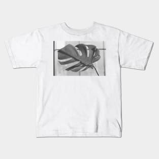 Monstera Deliciosa 35mm Kids T-Shirt